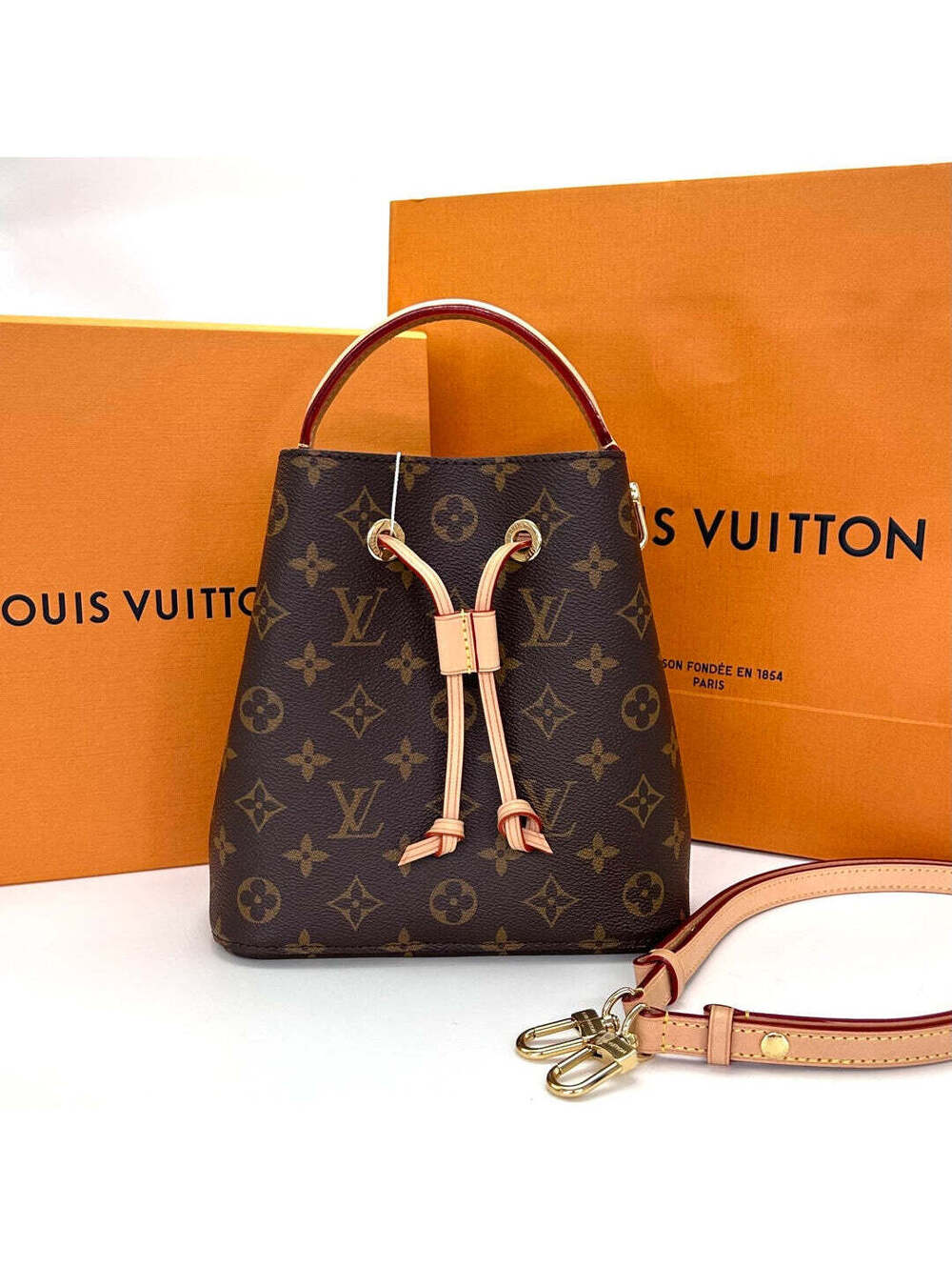 Louis Vuitton Neonoe BB Monogram Brown